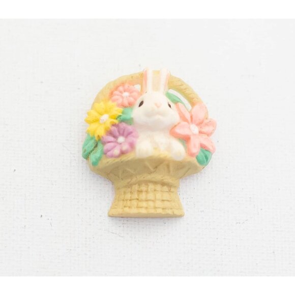 Adorable Easter Bunny on a Spring Basket Brooch by Hallmark Cards - A4 - Picture 1 of 2